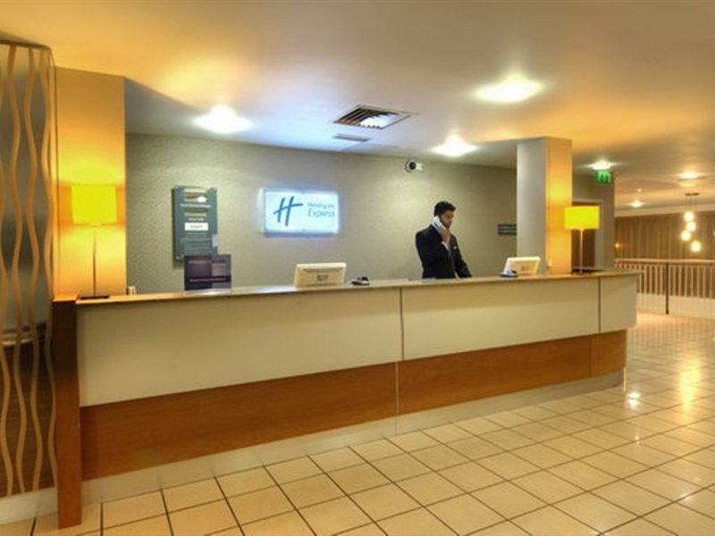 Holiday Inn Express London Limehouse, An Ihg Hotel Екстер'єр фото
